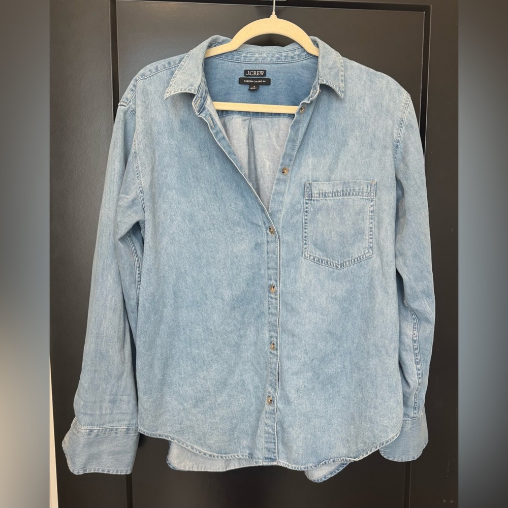 J.Crew Garçon Classic Fit Light Blue Chambray Shirt Size 8